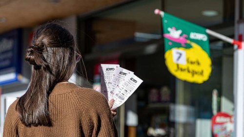 Junge Frau tippt alle Lotto-Zahlen richtig – gewinnt aber trotzdem nicht