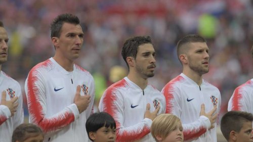 Was bedeutet Kroatiens Nationalhymne auf Deutsch?