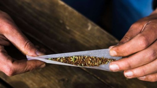 Schlecht für die Hirngesundheit? Cannabis-Konsum könnte Demenz-Risiko erhöhen