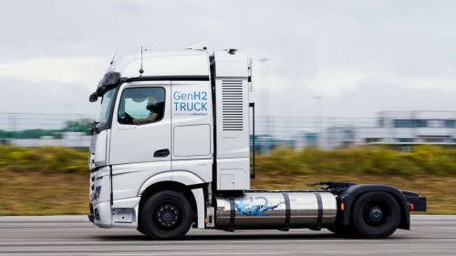 Daimler stellt Wasserstoff-LKW vor – 1000 Kilometer Reichweite mit einmal tanken