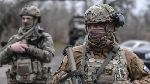 „Ich möchte leben“: Immer mehr Russische Soldaten rufen bei ukrainischer Hotline an