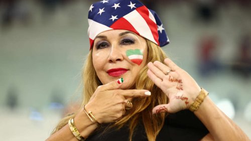 WM 2022: USA gegen Iran – Proteste auf der Tribüne und in Teheran