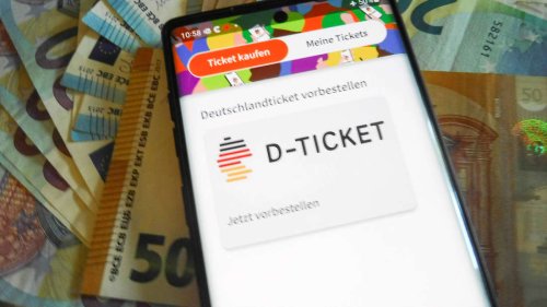 Deutschlandticket weiter auf der Kippe: Chef des Verkehrsverbunds warnt vor „einem wirklichen Desaster“