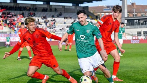 1. FC Schweinfurt gegen FC Bayern II LIVE: Macht der FCB den Aufstiegskampf noch einmal spannend?