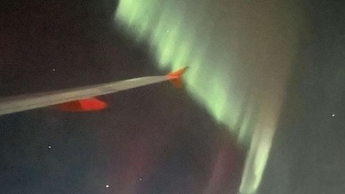 Pilot macht Kehrtwende in 11 Kilometern Höhe, damit Passagiere Nordlichter genießen können