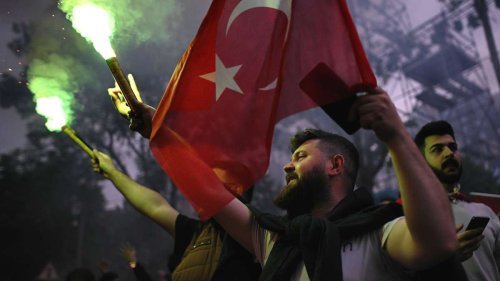 Stichwahl in der Türkei: Erdogan erklärt sich zum Sieger