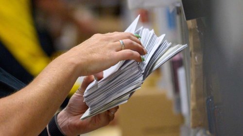Der Portoerhöhung sei Dank: Post-Geschäft zieht an