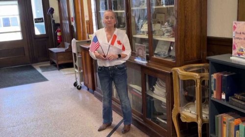 Skurriles Video: Trump sperrt Bibliothekszugang für Kanadier in Kanada
