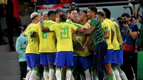 Brasilien zieht ins WM-Achtelfinale ein