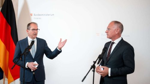 Lob für Dobrindts Grenzpolitik bei Arbeitsbesuch in Wien