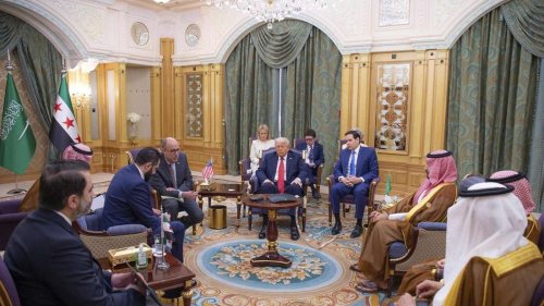Donald Trump schläft offenbar bei Empfang in Saudi-Arabien ein