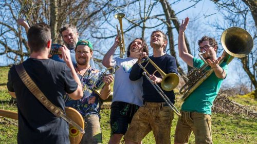 LaBrassBanda feiern die „Polka Party“