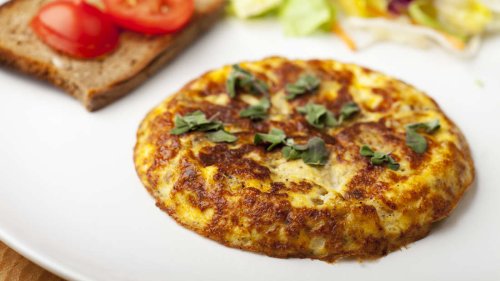 Falsches Omelett: Mit diesem würzigen Frühstück starten Sie stark in den Tag