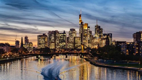 In 185 Metern Höhe: Deutschlands höchste Bar eröffnet in Frankfurt