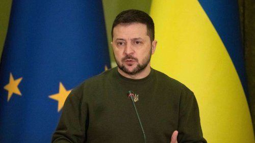 Ukraine-Krieg: Selenskyj sagt, Ukraine kämpfe weiter um Bachmut