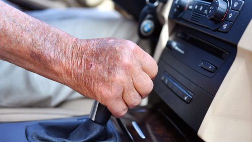 Rentner müssen bald Fahrtauglichkeit nachweisen – doch ADAC fordert andere Maßnahmen
