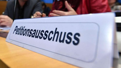 Bürger wenden sich mit rund 1.000 Petitionen an Landtag