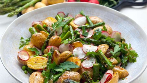 Frühlings-Rezept: So gelingt der knackige Spargel-Kartoffel-Salat
