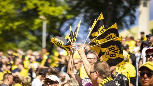 Zwischen Bratwurstduft und Nikotin: Revierderby gegen Schalke 04 elektrisiert BVB