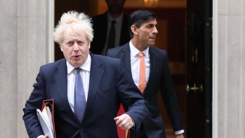 Boris Johnson will Textnachrichten veröffentlichen – Premier Sunak zittert