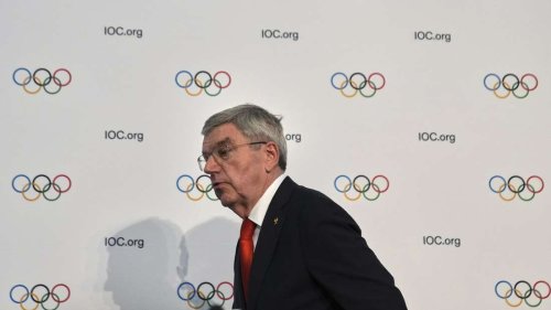 „Nähe zu Diktatoren genossen“: Organisation übt schwere Kritik am scheidenden IOC-Chef Bach