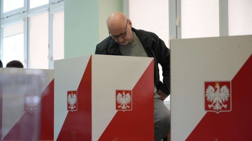 Präsidentenwahl in Polen aktuell: Letzte Umfragen zeigen Favoriten – nach Ergebnissen droht Blockade