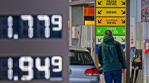 Verwirrung an der Tankstelle: Zählt der Zapfsäulen- oder Anzeigetafel-Preis?