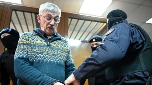 Zweieinhalb Jahre Straflager: Russischer Menschenrechtler Orlow verurteilt