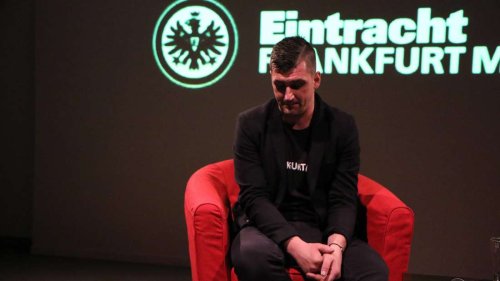 Ex-Eintracht-Star stürzt ab: Ehemaliger Stürmer berichtet von der dunklen Zeit nach Karriere-Aus