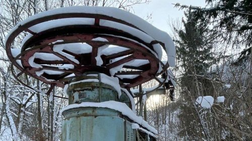Lost Place in der Rhön: Skilift am Guckaisee ist heute ein vergessener Ort