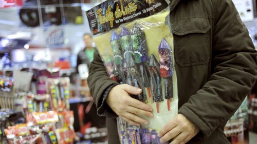 Feuerwerk an Silvester 2023: Datum für den Verkauf von Böllern und Raketen