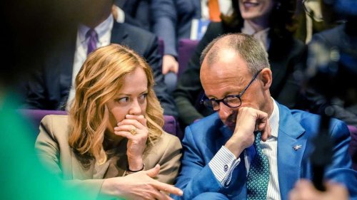 Merz bei Meloni: Diplomatischer Eklat wegen Degradierung durch SPD – Italien wütet über „schweren Fehler“