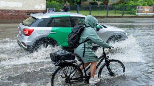Wetter kippt nach dem Ende der Eisheiligen: Modelle berechnen hohe Regenmassen