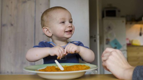 Kinder vegan ernähren? Ärztin erklärt, wie es richtig geht