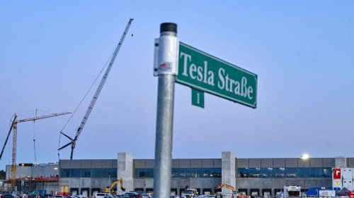 Tesla produziert in Grünheide erste Autos in Testlauf