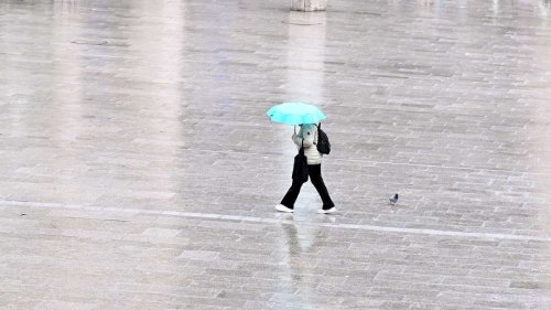 Gewitter und Starkregen in Baden-Württemberg zum Wochenstart