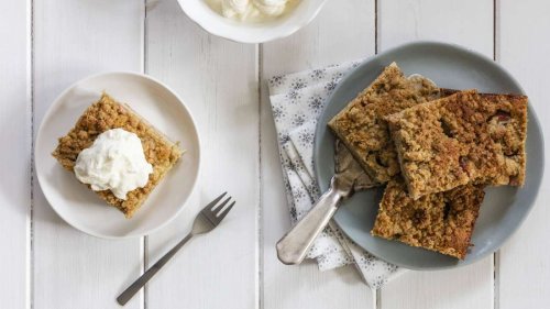 Omas Kuchenklassiker: So backen Sie einen saftigen Streuselkuchen mit Pudding