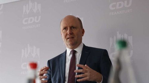OB-Wahl in Frankfurt: Uwe Becker hält 12 000 Wohnungen für möglich