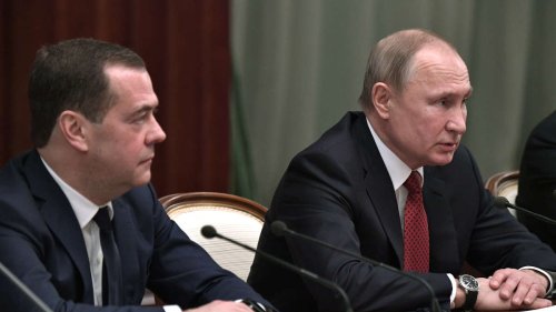 Medwedew nennt Szenarien für Ukraine-Kriegsende – und droht „dritten Weltkrieg“ an