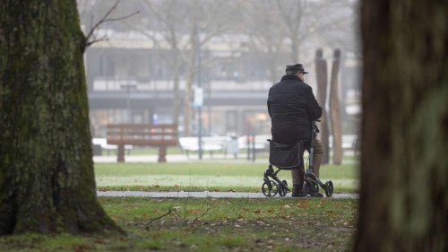 Armut im Alter: Viele Senioren bekommen weniger als 500 Euro Rente im Monat