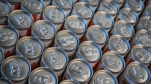 Rückruf von Energy-Drink: Übelkeit und Erbrechen drohen! Bundesamt warnt vor Verzehr