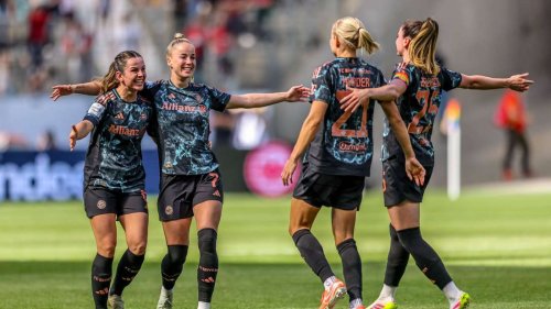 Kantersieg im Top-Spiel vor Rekordkulisse! FCB-Frauen kommen Meisterschaft näher