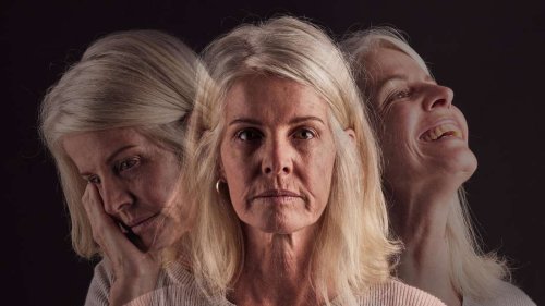 Demenz erkennen: Erste psychische Symptome sind Stimmungsschwankungen und Schlafstörungen