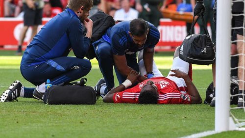 Nach Pfosten-Zusammenprall: Ex-Bundesliga-Star in künstliches Koma versetzt