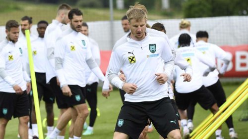 Eintracht Frankfurt: Martin Hinteregger schwärmt von Oliver Glasner