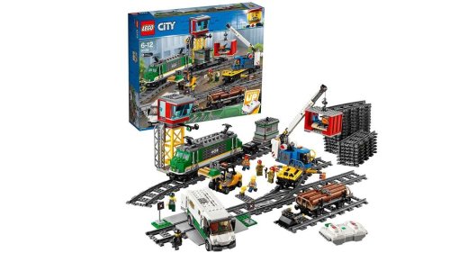 LEGO im Angebot für nur 114,90 €: Motorisierter Güterzug mit Bluetooth-Fernsteuerung