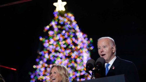 Bidens lassen Weihnachtsbaum vor dem Weißen Haus erstrahlen