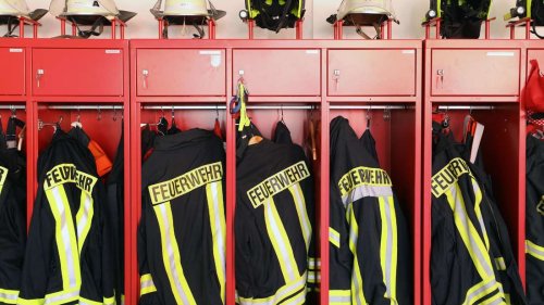 Nach Schulbrand: Kinder bedanken sich mit besonderer Geste bei Feuerwehr