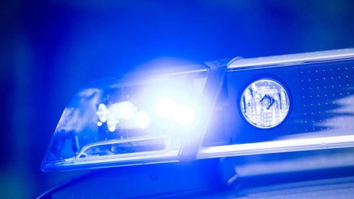 Leiche mit Stichverletzungen gefunden - Polizei ermittelt