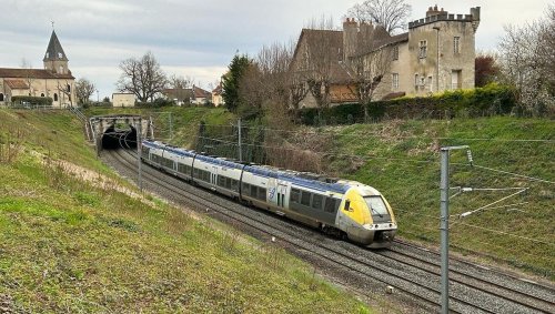 Avec la liquidation probable de Railcoop, le projet d'une ligne Toulouse-Poitiers-Rennes risque de tomber à l'eau - France Bleu